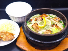 ホルモン塩ラーメン