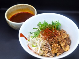 国産牛の坦々つけ蕎麦